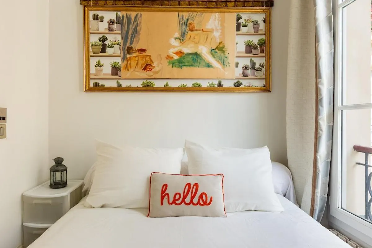 Apartment 3P Baroque With Rooftop View Paris France