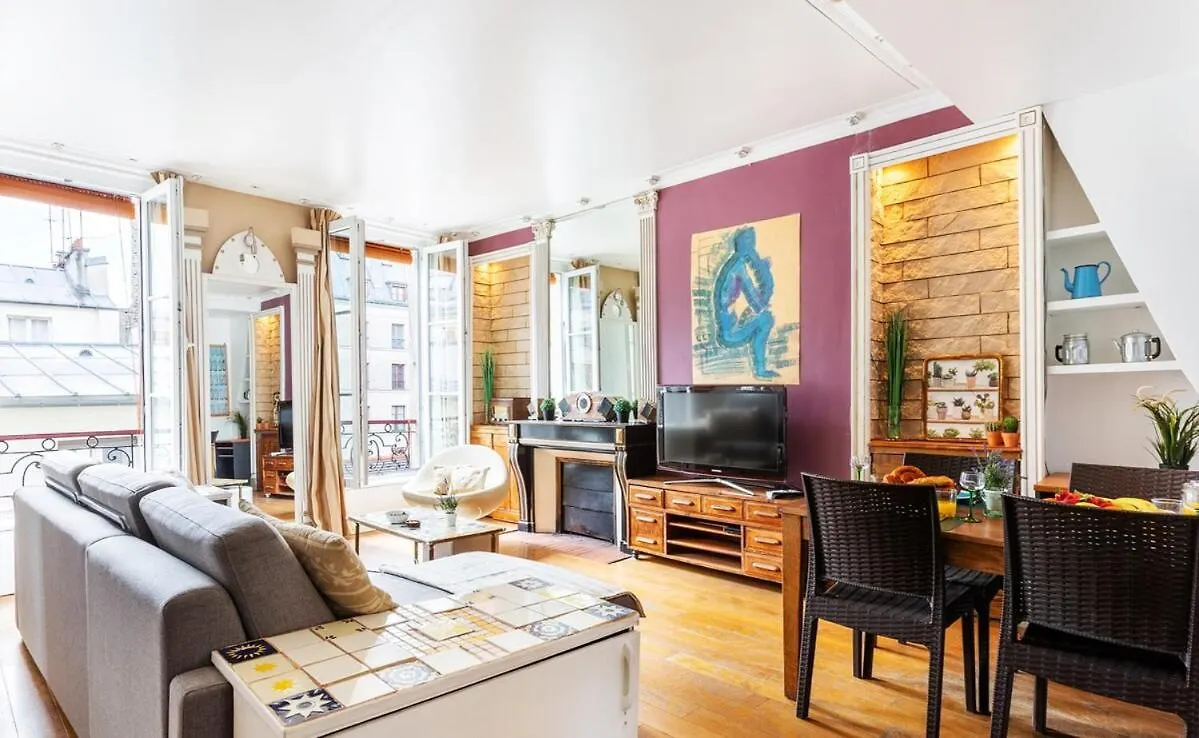 Apartment 3P Baroque With Rooftop View Paris